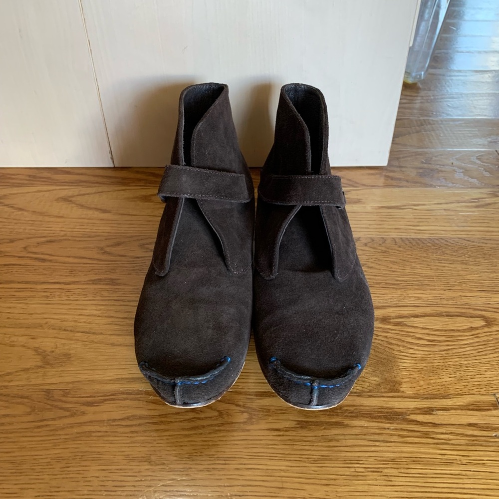 Donald Pliner Brown Suede Booties sz9 - Picture 12 of 13